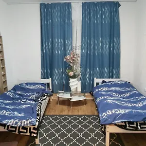 1 Zimmerwohnung Mit Kueche, Balkon Und Badezimmer In Apartmen Apartment